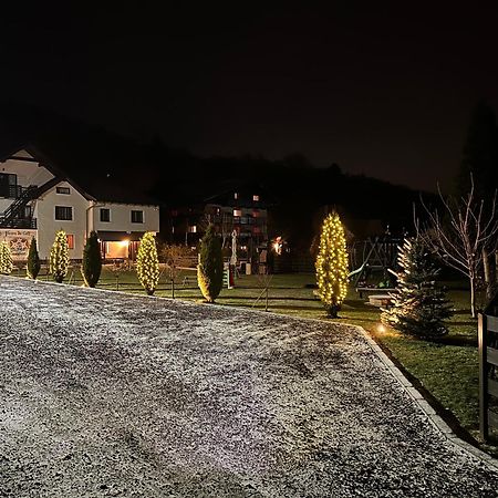 Hotel Floare De Colt-Bran Bran  Exterior foto